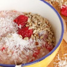 CREMA DE ARROZ, CEBADA Y FRESAS CREMA DE ARROZ, CEBADA Y FRESAS