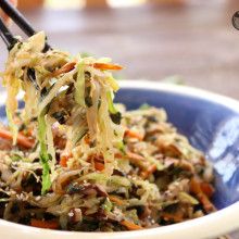 Salteado de verduras con hojas de remolacha Salteado de verduras con hojas de remolacha