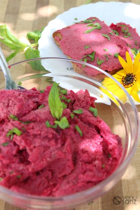 beetroot-hummus