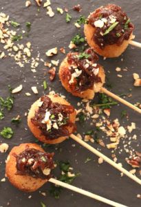 bolitas crujientes de queso vegano