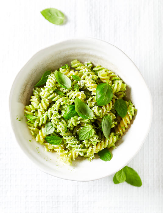 Pasta con salsa pesto