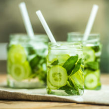 Agua Saborizada Agua con pepino